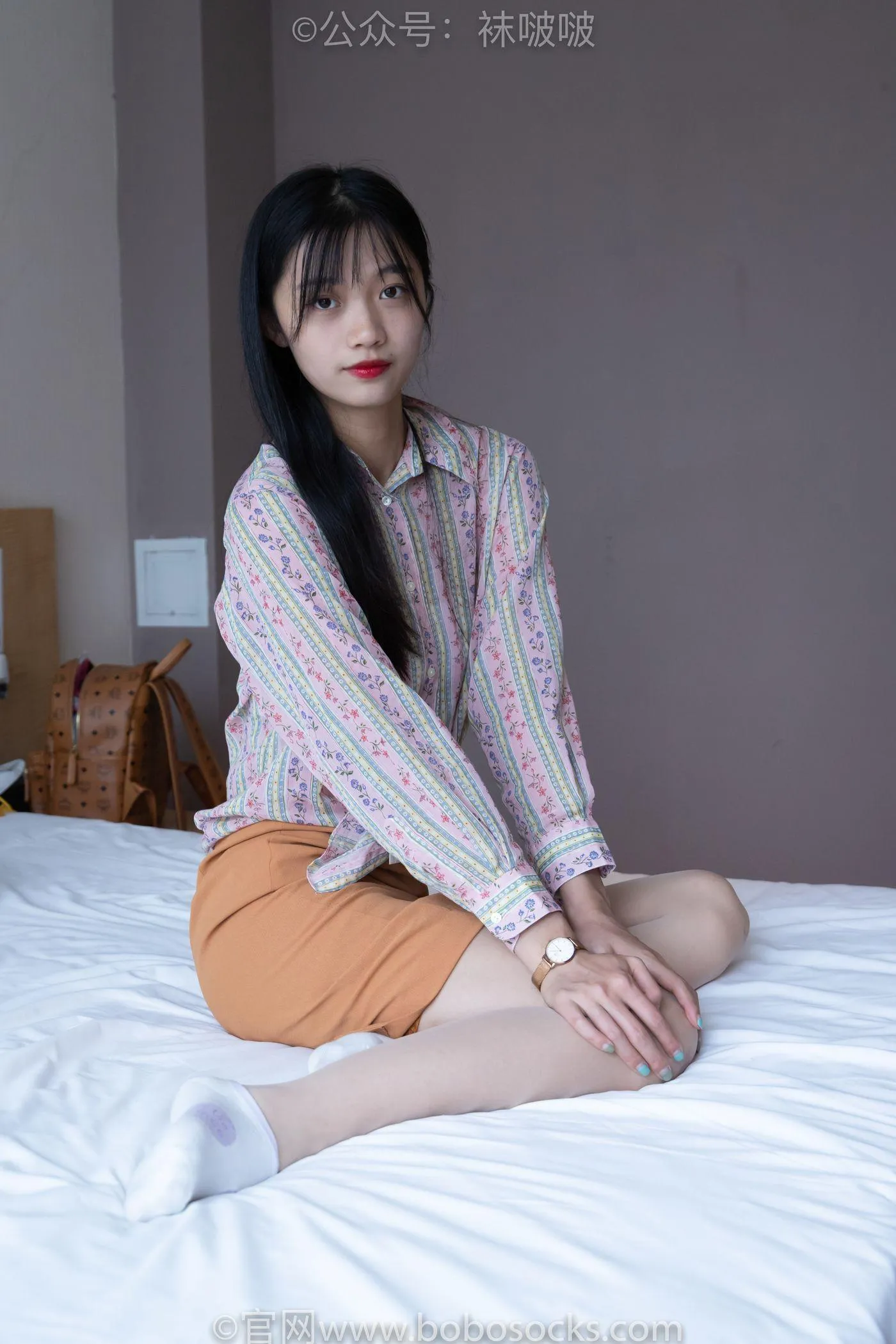 [BoBoSocks袜啵啵]NO.008 涵涵-帆布鞋、白色短棉袜、肉丝 [139P]插图4